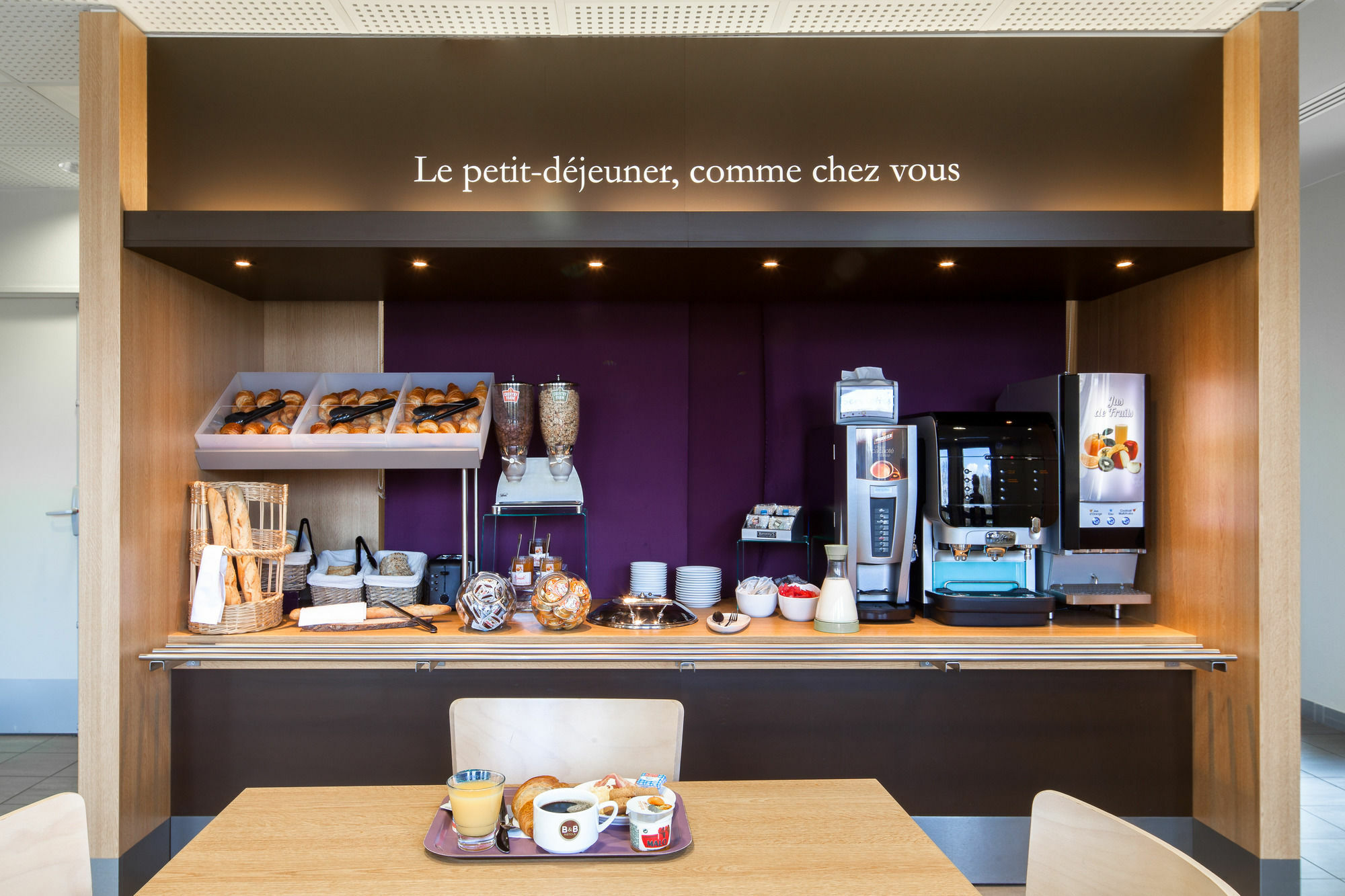 B&B Hotel Lille Grand Stade Villeneuve-d'Ascq Exterior foto