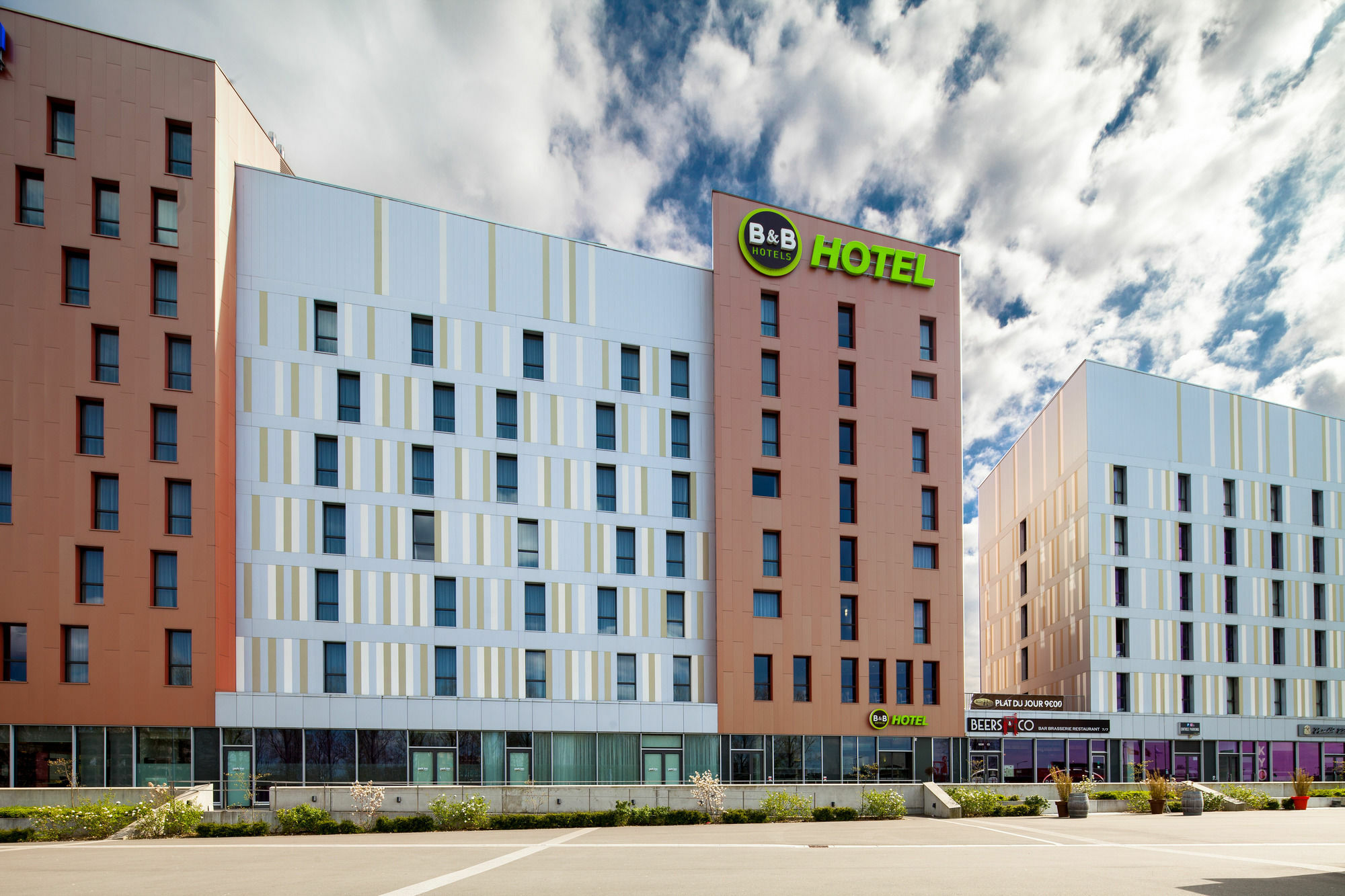 B&B Hotel Lille Grand Stade Villeneuve-d'Ascq Exterior foto
